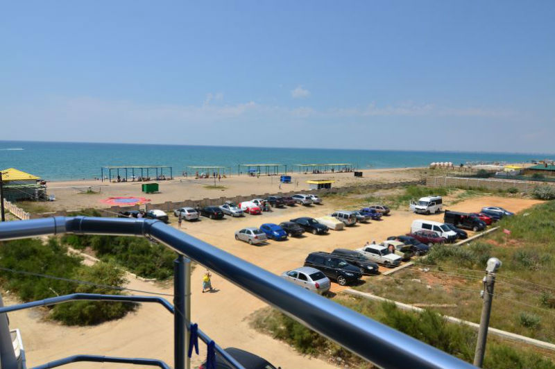 Отдых в Крыму в Саках у самого моря